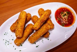 Mozzarella Sticks (7)